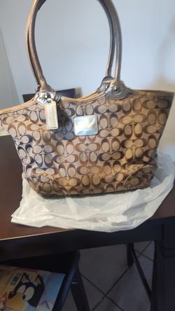 Coach Signature Bleecker Tote