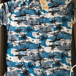 Brand New Hawaiian Shirt (Never Worn!)