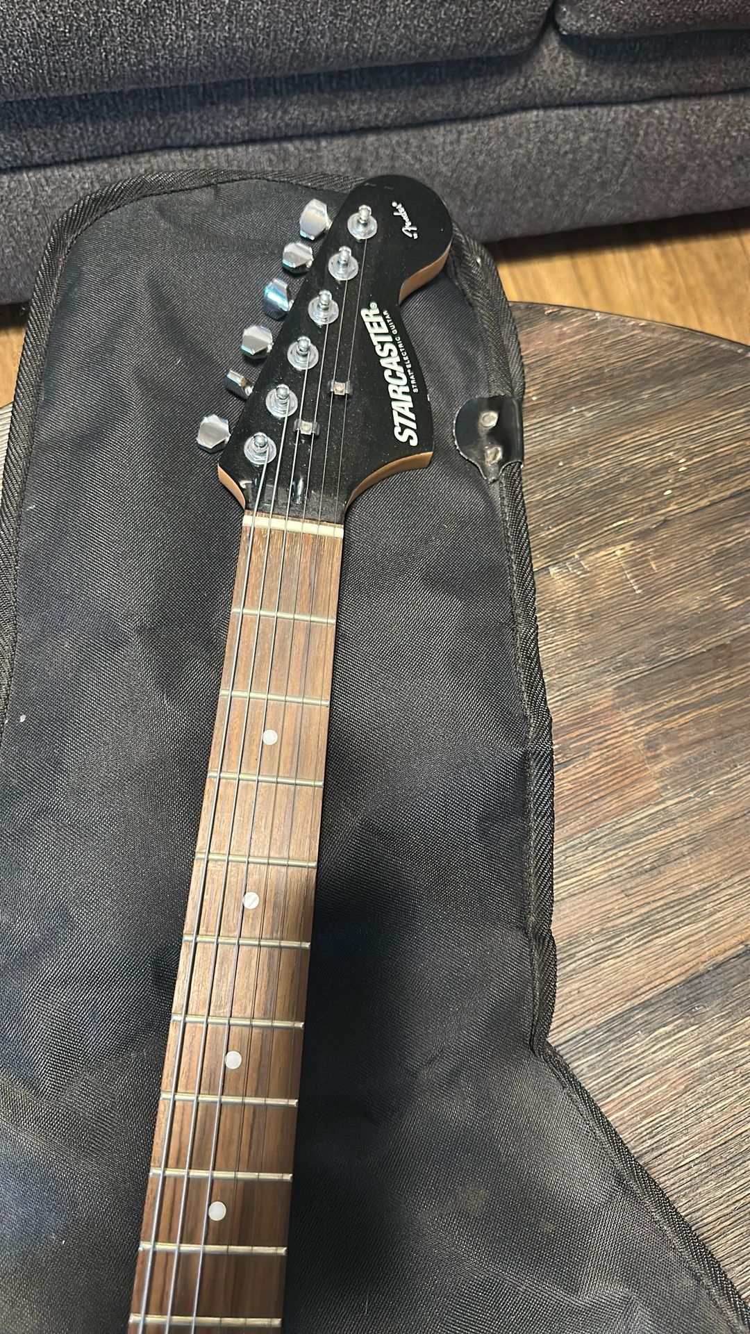 Bass 6 String Guitar