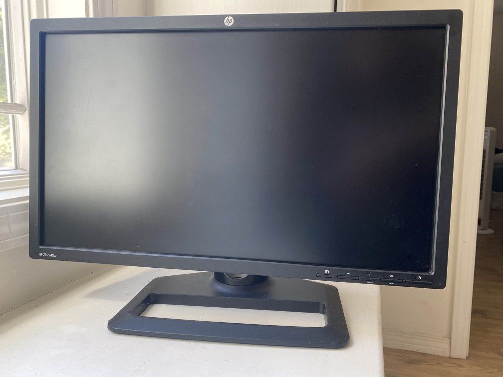 HP ZR2240w 21.5" Monitor