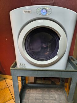 Panda compact dryer 2.6 cu ft.
