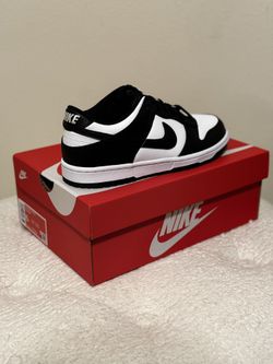 Nike Dunks (Pandas)