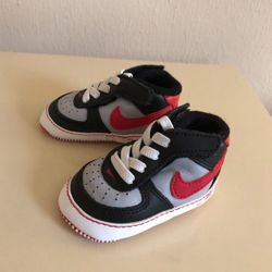 Baby NIKE boot