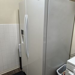 Whirlpool Fridge 