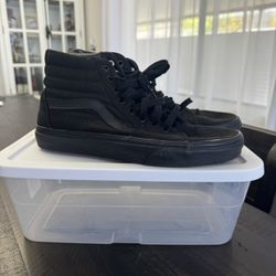 Men’s Vans Black Canvas And Leather Shoes 9.5