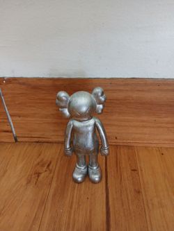 Kaws figure