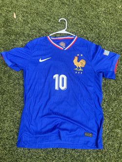 Brand New Mbappe Jersey Player Versión Adult Large 
