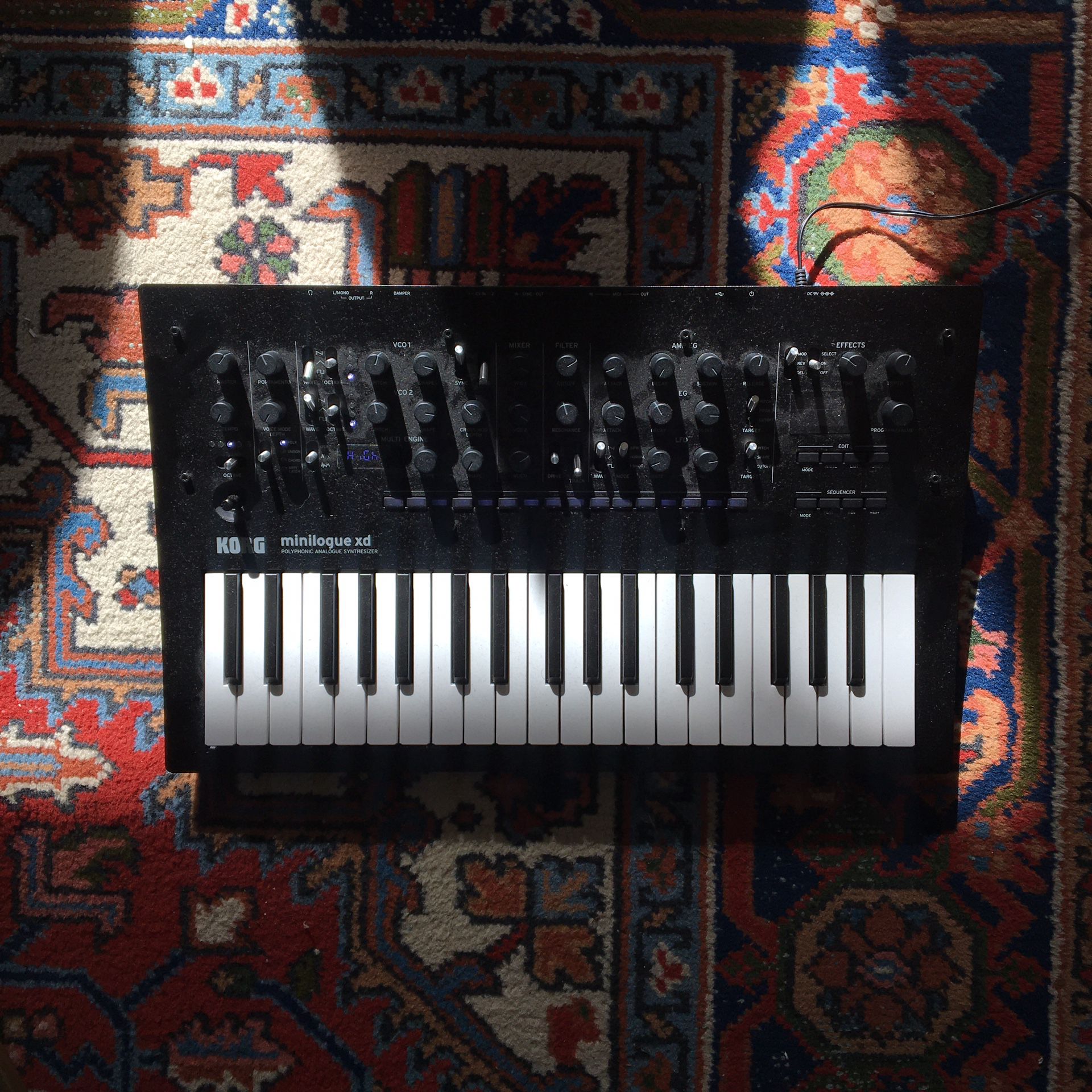 Korg minilogue xd synthesizer