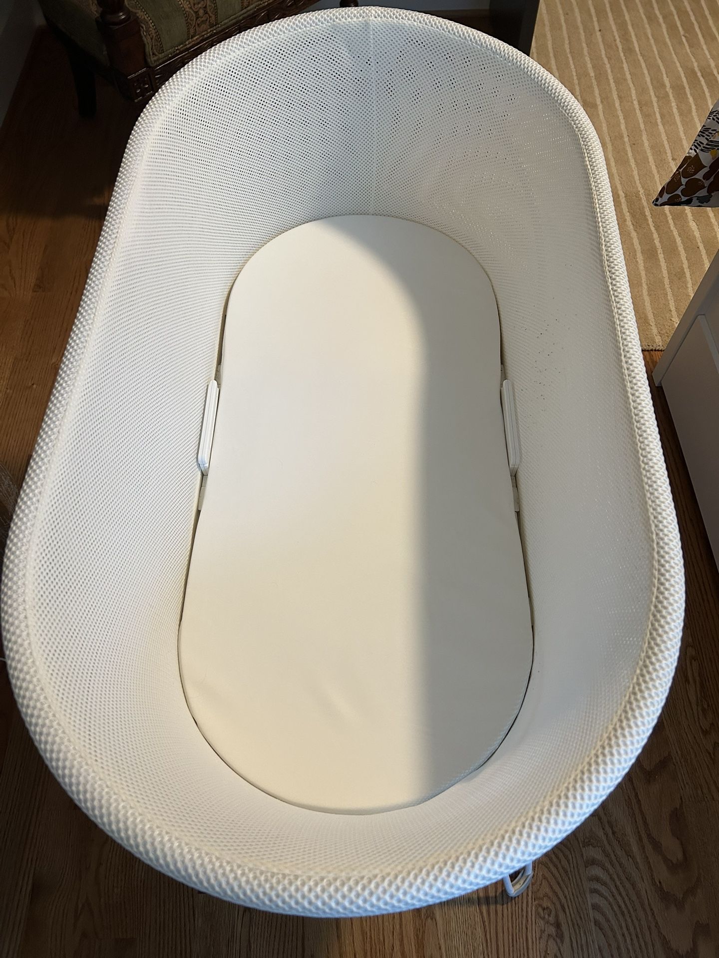 SNOO Smart Sleeper Bassinet