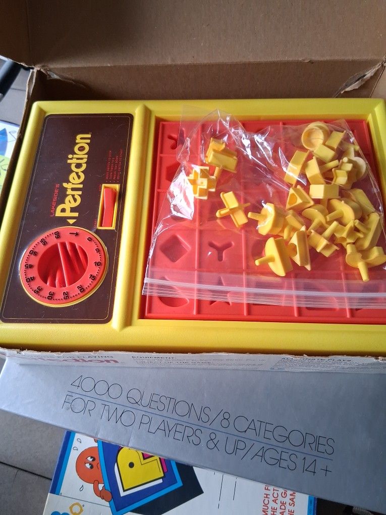 Perfection Game 1975 Vintage