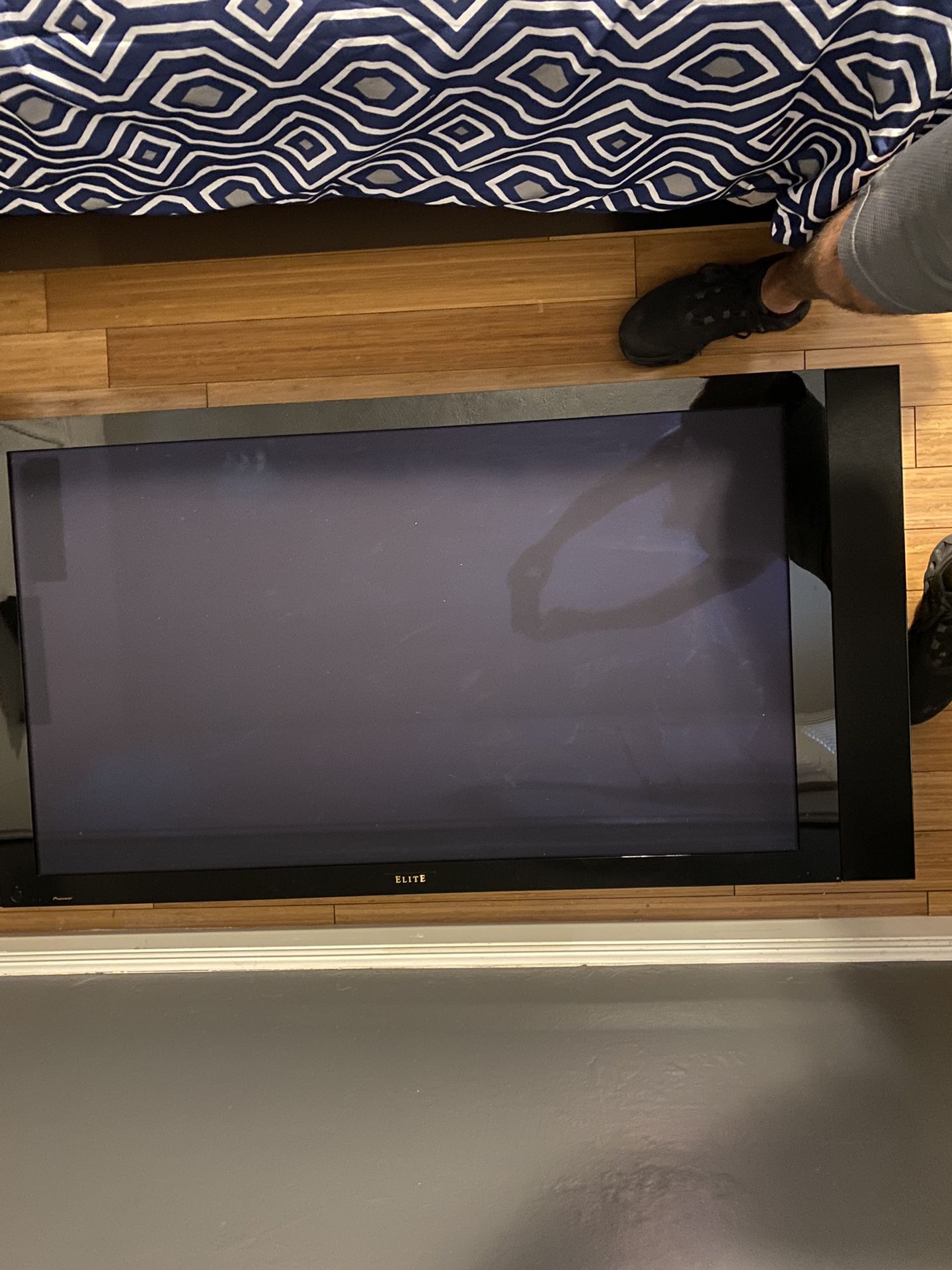 Pioneer Plasma TV
