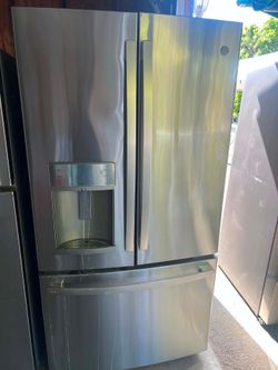 Refrigerator French door