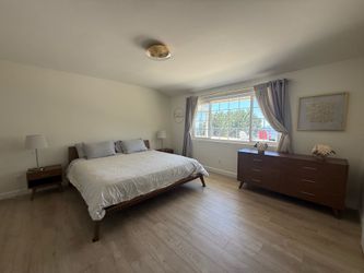 Cal-King size bedroom set