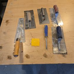 Assorted Trowels, Tile Tools And Flush Cut Saw