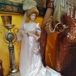 Vintage Porcelain Bride Doll for Sale in San Diego CA OfferUp