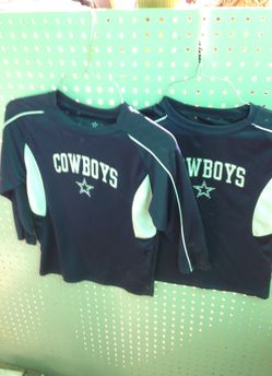 T-shirt cawboys boys size s-xs both $8.00