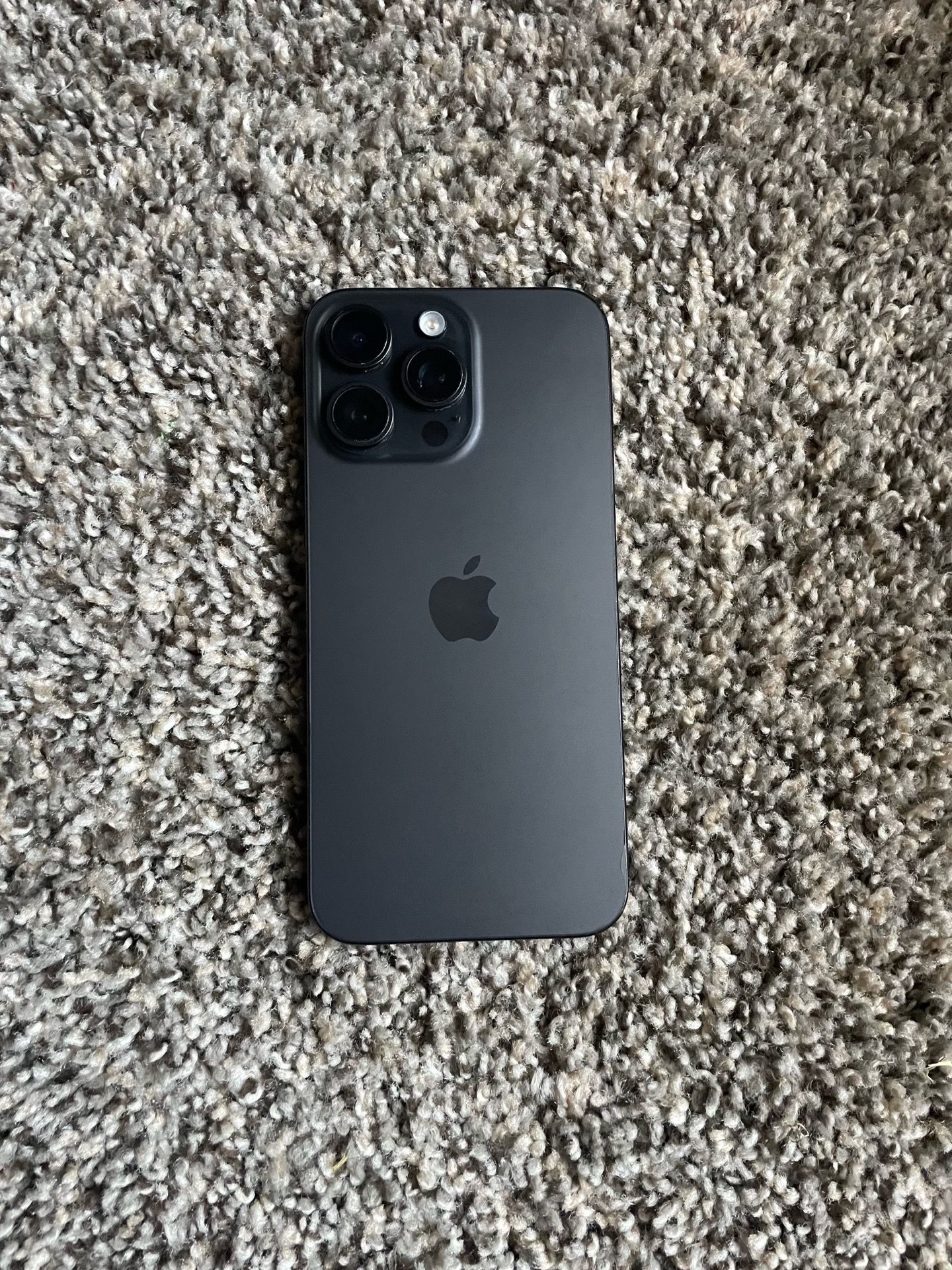 iPhone 15 pro max