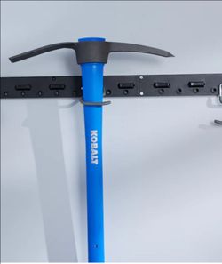 Kobalt

2.5-lb Steel Pick mattock with 36-in Fiberglass Handle