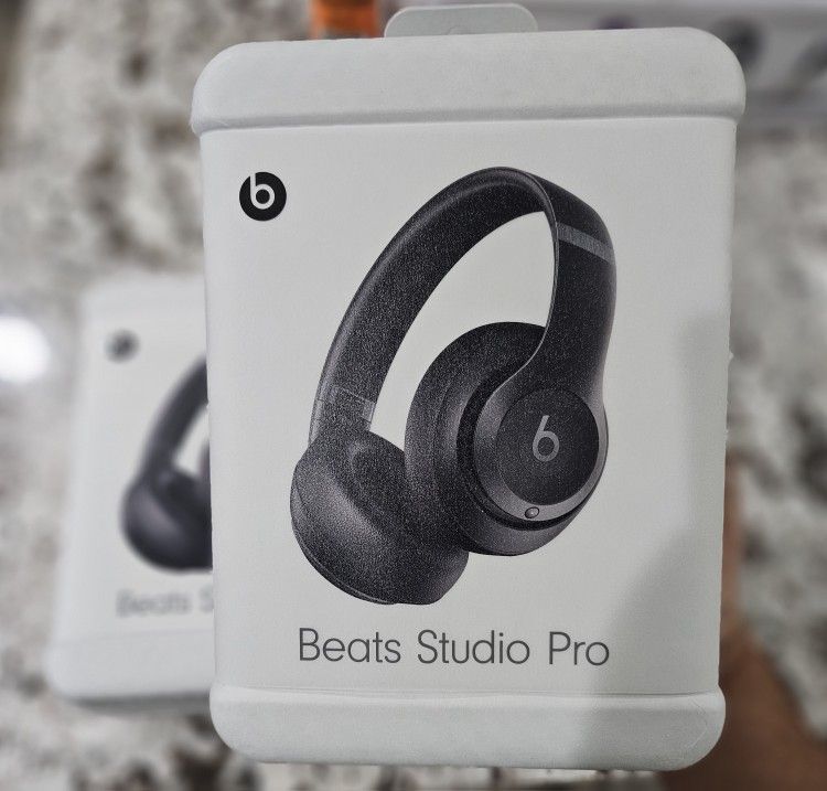 Beats Studio Pro