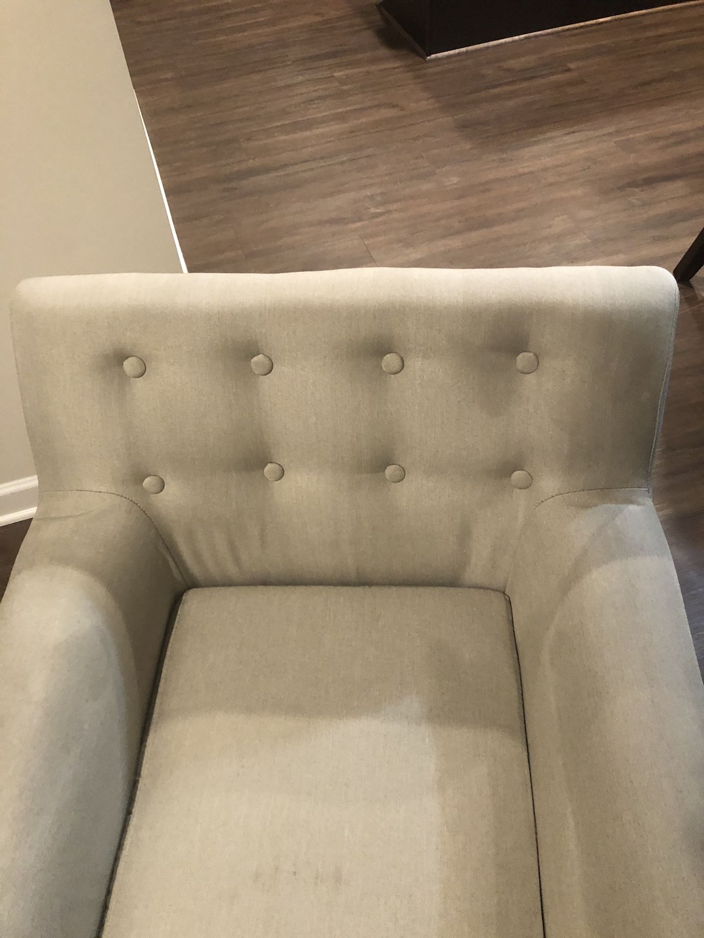 Accent chair