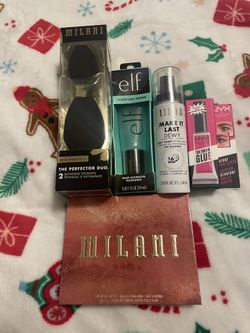 Selling make up set for $20 dollars all new