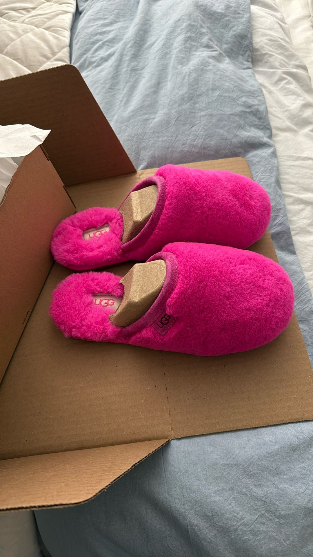 Brand New Ugg Slippers - Size 7