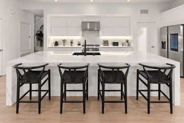 POLY&BARK PREOWNED SET OF 4 BARSTOOLS BLACK