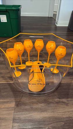 Veuve ice bucket set