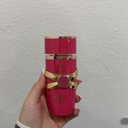 Yara lattafa Perfume Oil 