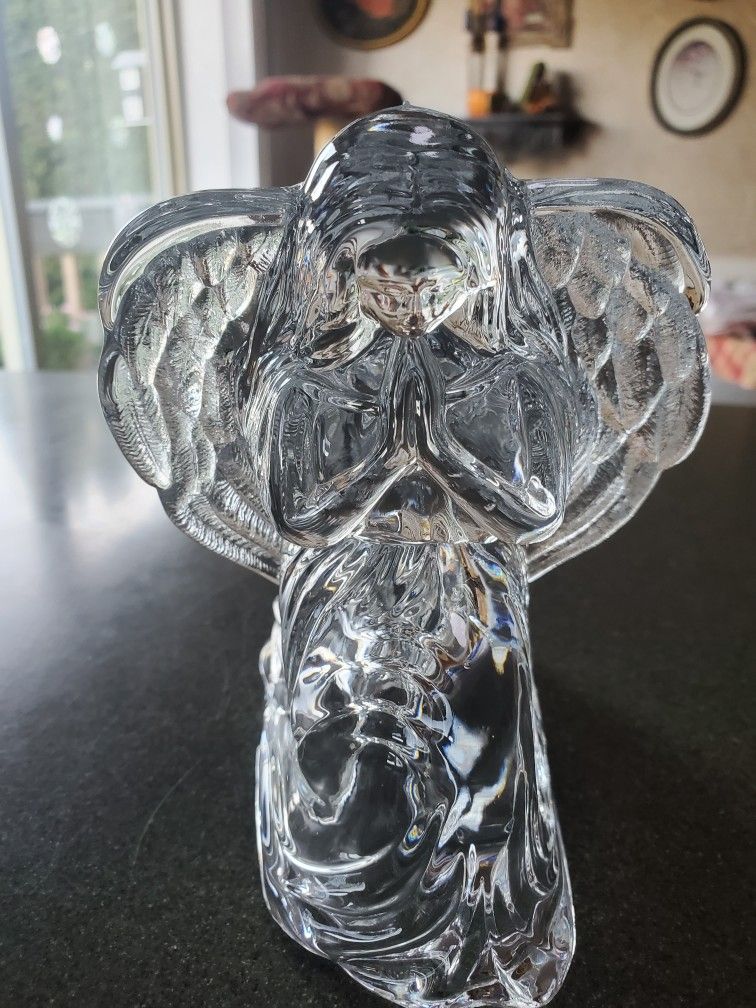 Praying Angel 24% Lead Crystal - DePlomb