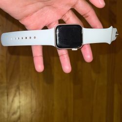 Apple Watch SE