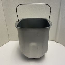 Regal Kitchen Pro Breadmaker Replacement Part Pan & Paddle K6746S