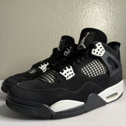 Air Jordan 4 - White Thunder- Size 8.5