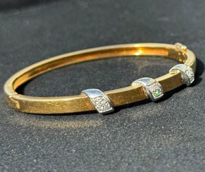 Art-Deco Jewelry 18k solid Yellow Gold natural diamonds 0.50CTW oval bangle 7.00” 21.0 grams 4.30mm