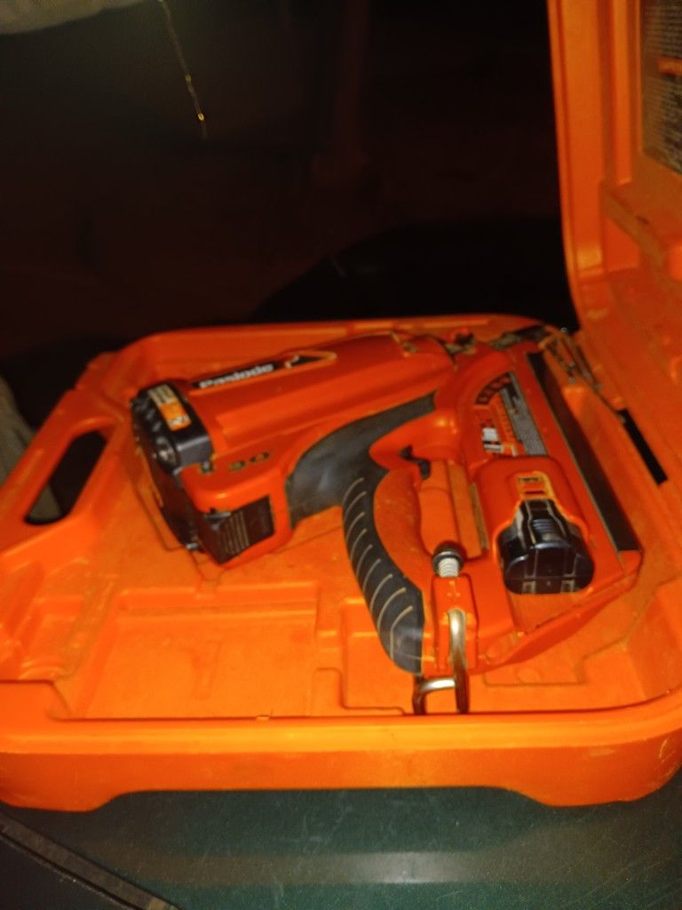 Paslode  Nail Gun 