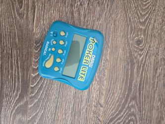 4 Pocket handheld games