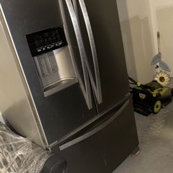 Whirlpool Refrigerator 