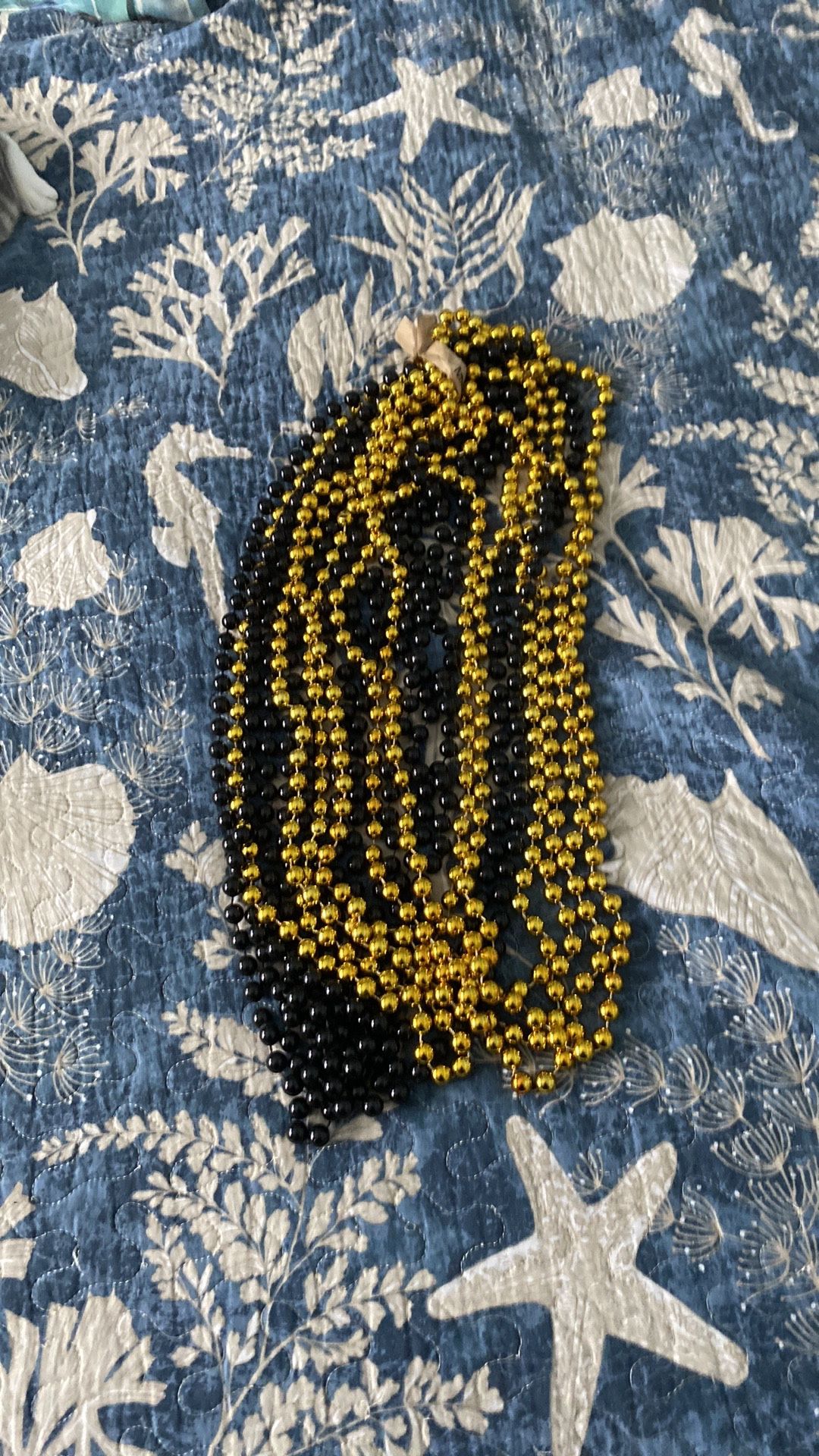 12 Strands, Black And Gold, Mardi Gras Beads