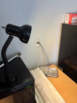 Black Gooseneck Desk Lamp