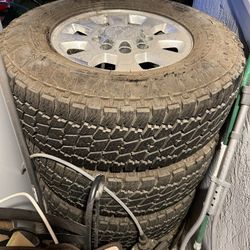 8 Lug Gm Wheels And All Terrain Tires 