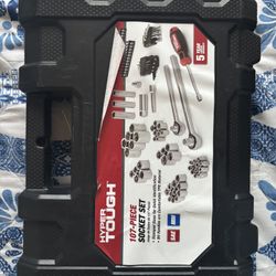 Hyper Tough 107 Piece Socket Set