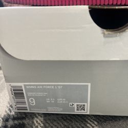 Womens Air Force 1 ‘07 Size 9 