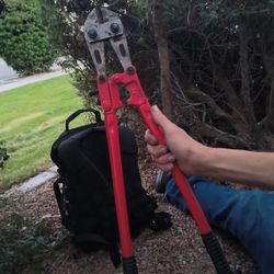 24in Bolt Cutters