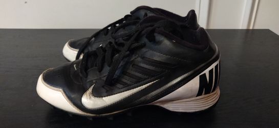 Nike youth football cleats