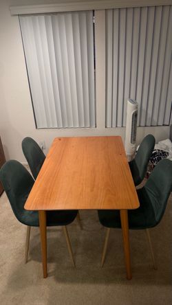 Modern 5 piece dining set