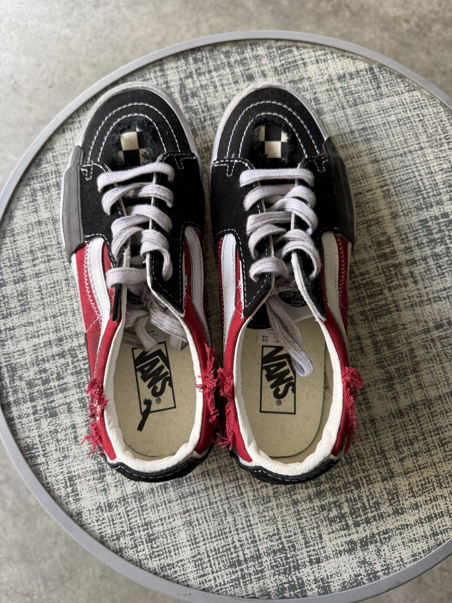 Men’s Vans Stressed Size 9 