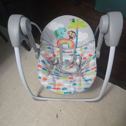 Fisher-Price Deluxe Take-Along Swing & Seat Baby Swing with Music and Vibration