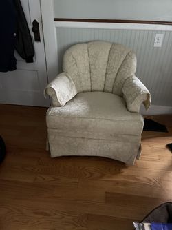 Free Chair