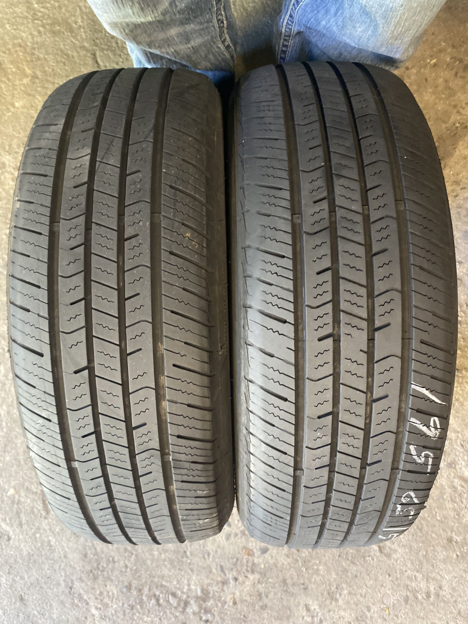 Pair Tires 195 65 15