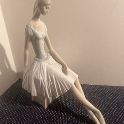 Vintage Lladro “Ballerina” Nao retired and rare figurine